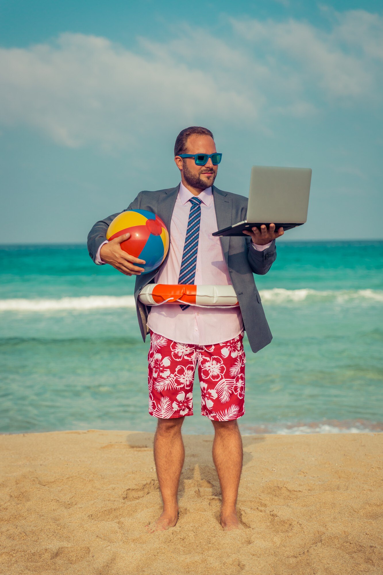 Jij ontspannen de zomer in, wij houden je marketing in beweging!